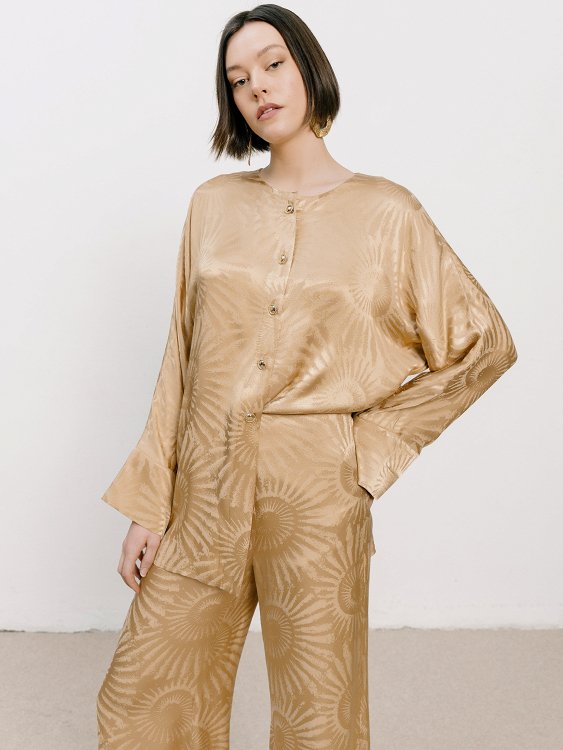 GOLDEN TROUSERS